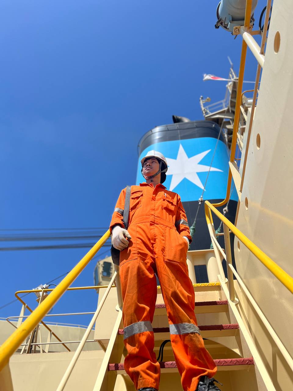 THOBY HARUN PRATAMA, MV MAERSK NUSSFJORD .JPG